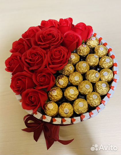 Сладкие букеты из конфет