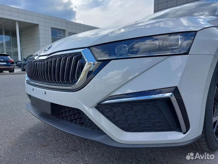 Skoda Octavia 1.4 AT, 2023