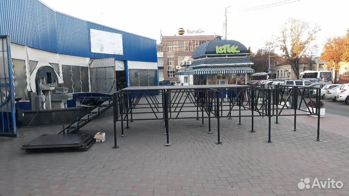 Прокат подиумов и сцен для уличных мероприятий