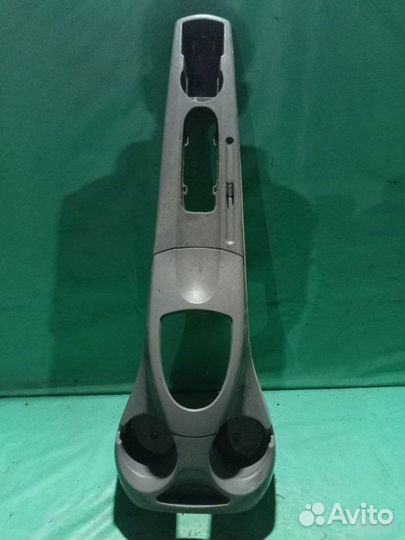 Центральная консоль Ford Focus