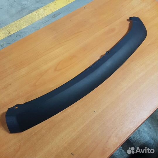 Губа левая Ford Focus 3