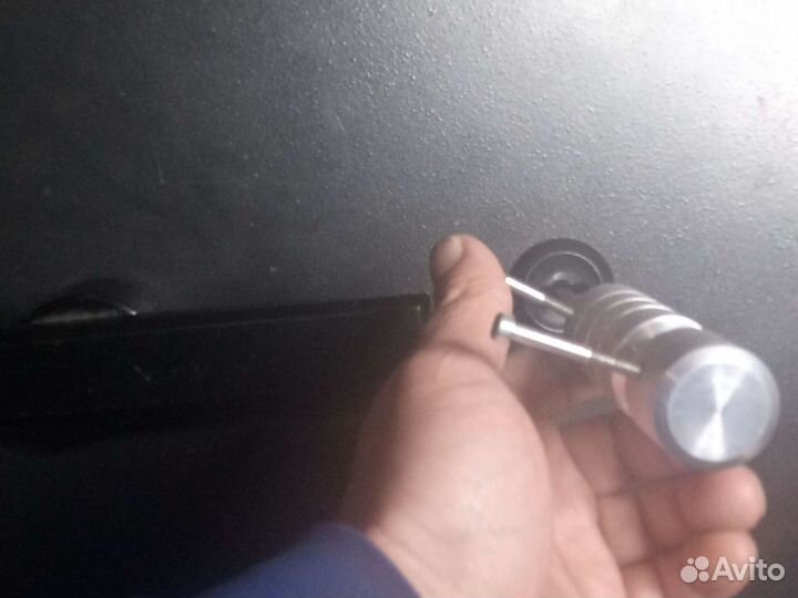 Вскрытие-Замена Замков,Квартиры-машины-сейфы