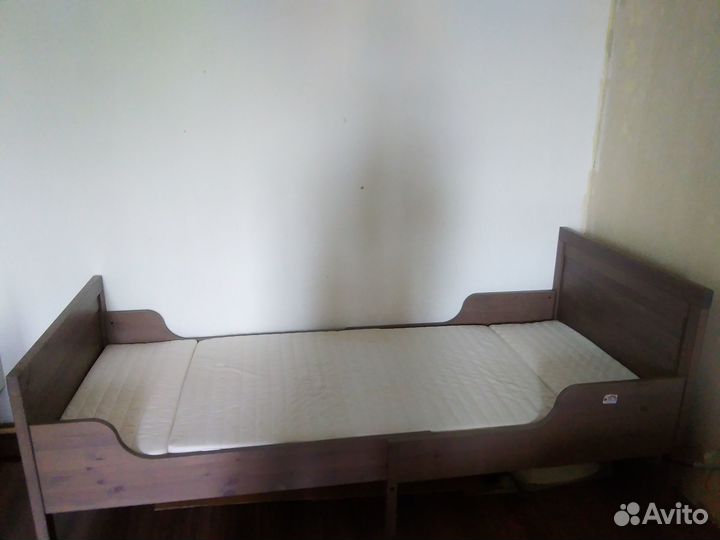 Кровать Икея детская раздвижная Сундвик