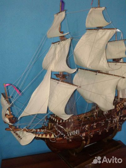 Модель корабля