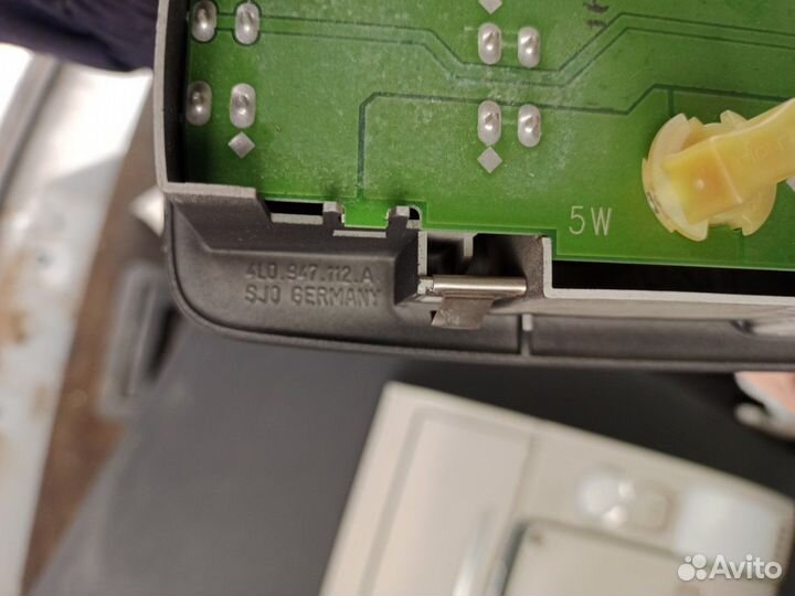 Плафон Audi Q7 4L BAR