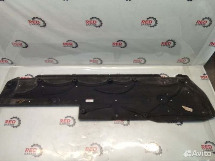 Защита днища кузова левая Mercedes-Benz E-Class