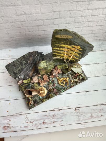 Подставка для ручки из натурального камня