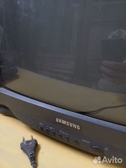 Телевизор samsung