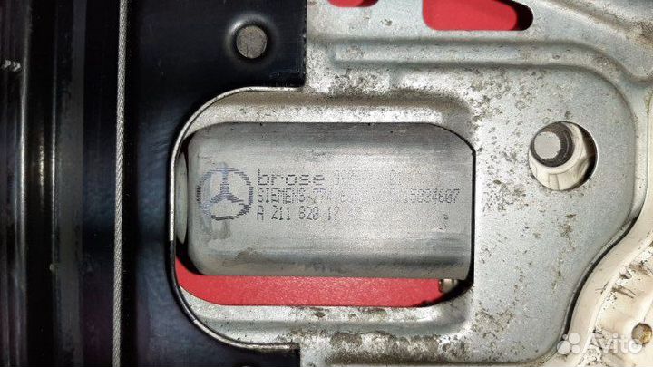 Стеклоподъемник передний правый Mercedes-Benz