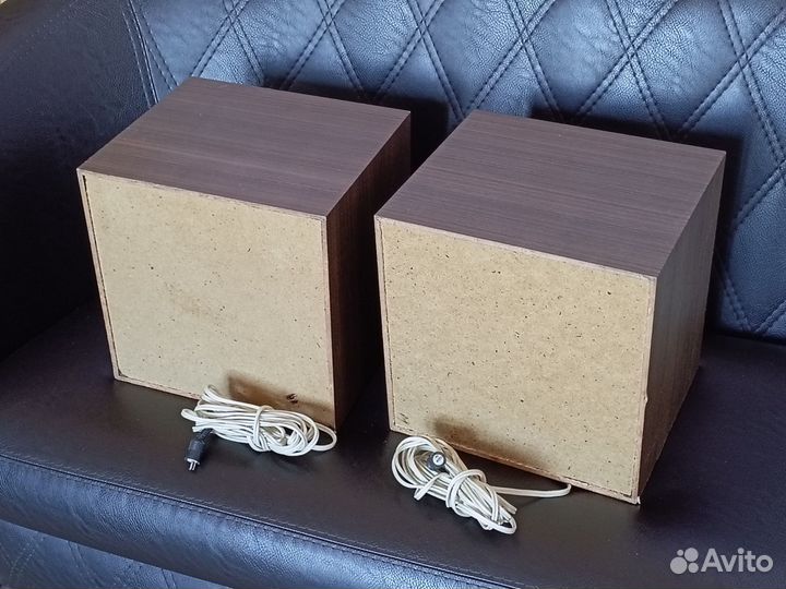 Колонки ретро