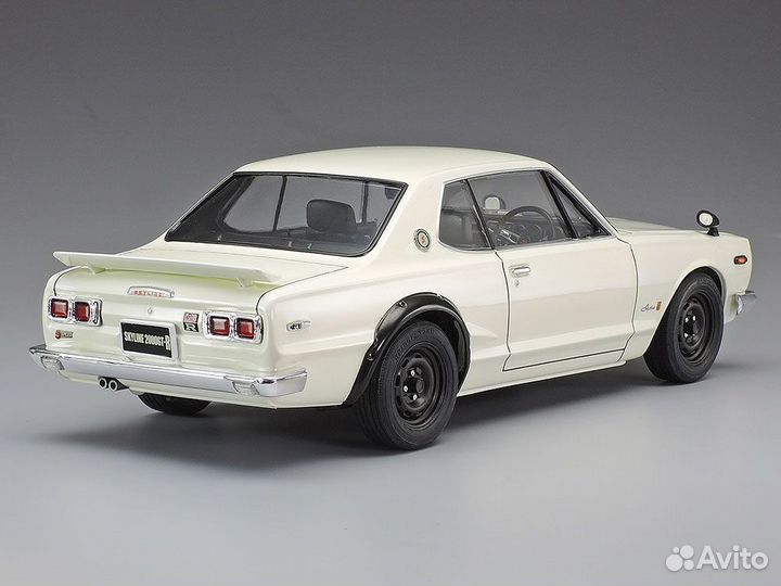 Tamiya 24194 Nissan Skyline 2000 GT-R