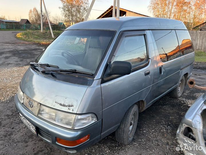 В разборе Town Ace CR21