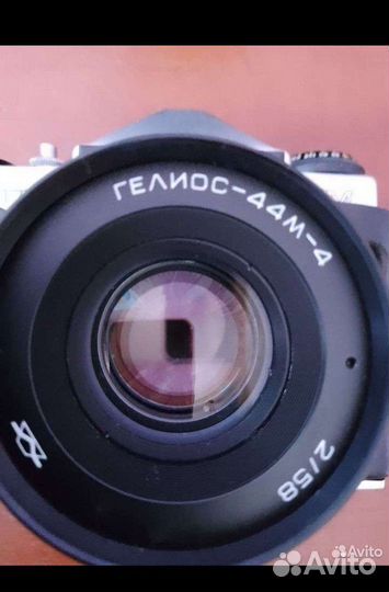 Зеркальный фотоаппарат