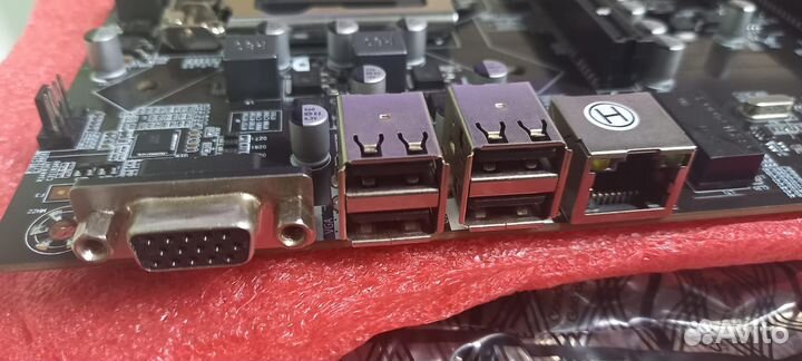Для майнинга. 8 видеокарт. Новая