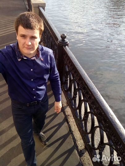 Менеджер консультант