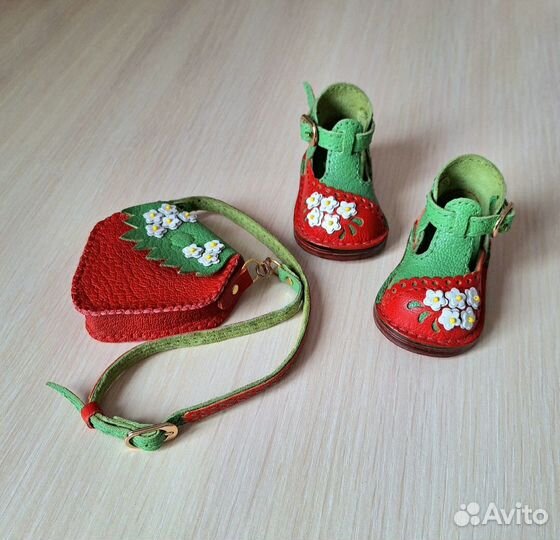 Обувь для куклы Готц 50 см