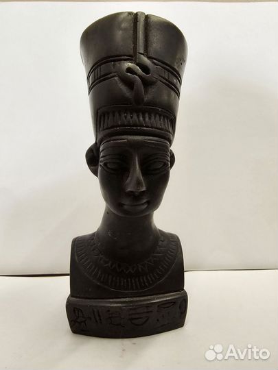 Фигурка из камня Нифиртити Египет