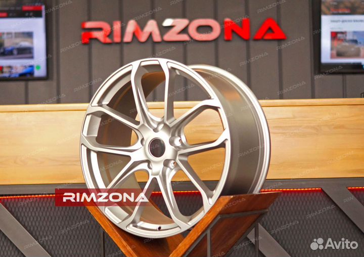 Кованые диски R21 Porsche Taycan