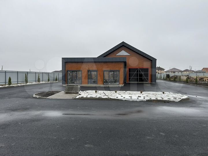 Свободного назначения, 330 м²