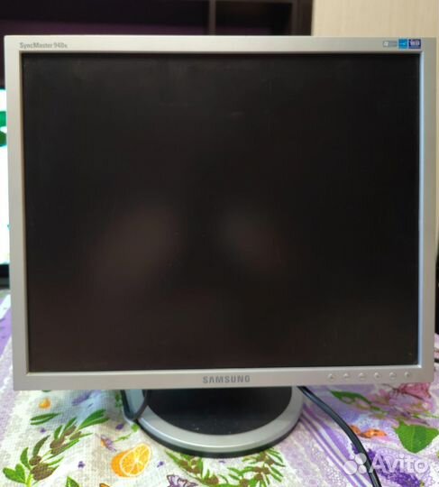 Монитор Samsung 19 дюймов