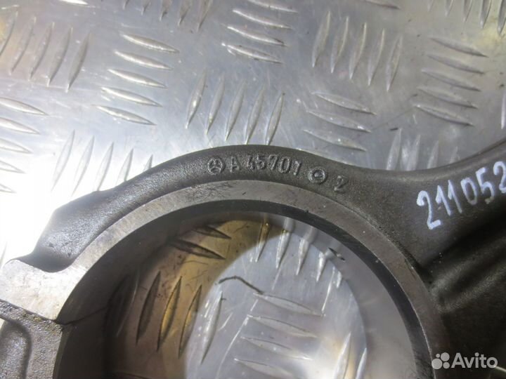 Шатун Mercedes-Benz A4570300120