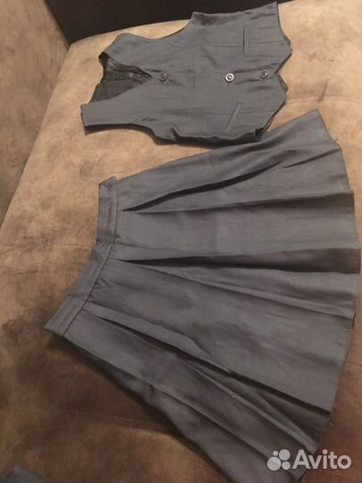 Школьная форма (сарафан, юбка, жилетка)