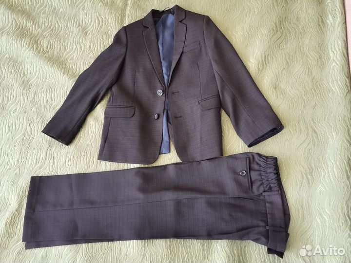 Костюм на мальчика школьный р. 128-134