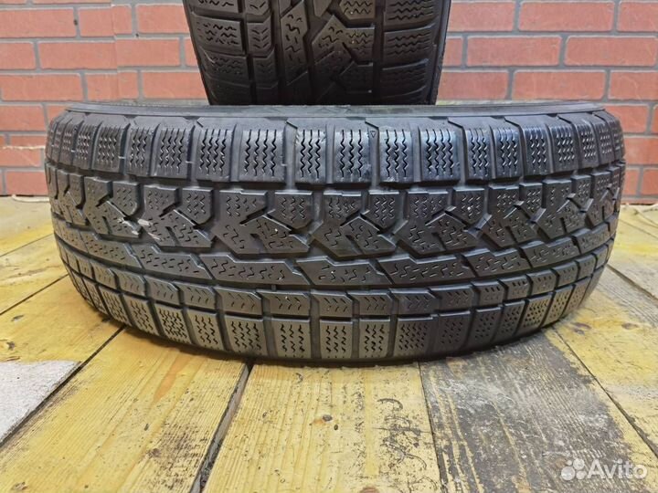 Kumho I'Zen RV Asymmetric 235/65 R18 106H