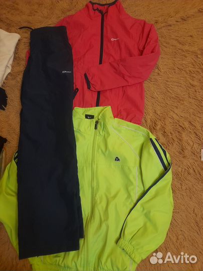 Спортивные костюмы