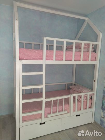 2х ярусная кровать + 2 ящика+ 2 матраса