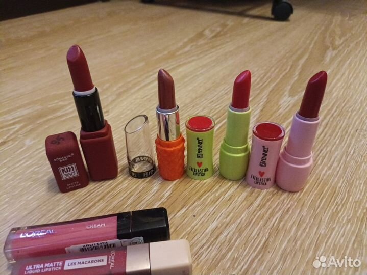 Жидкая матовая помада и блески для губ бальзамы