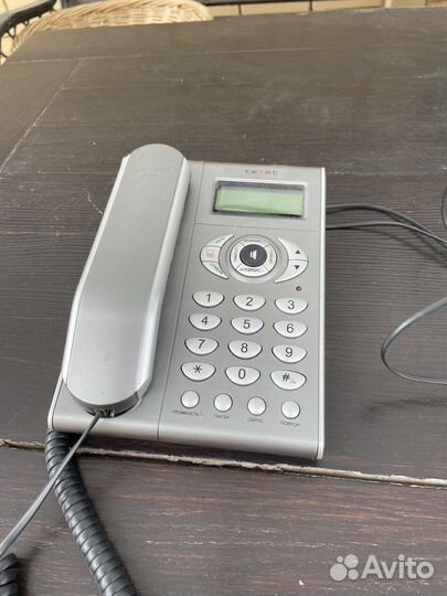 Телефон б/у