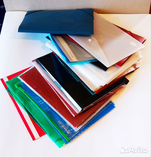 Папки канцелярские на кнопке, уголки на резинках