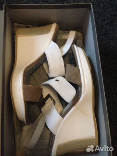 Босоножки Alberto Guardiani