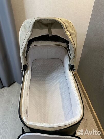 Модульная коляска 2 в 1 Indigo Aveo Av10 (бежевая)
