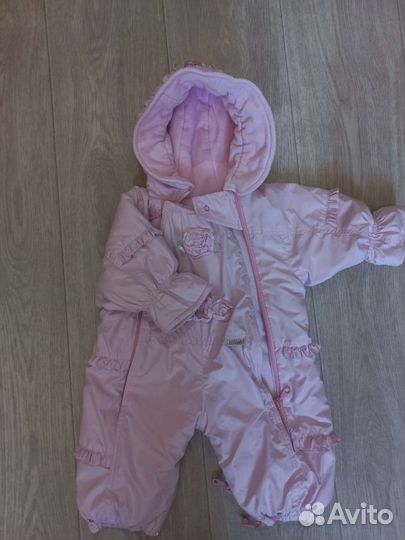 Комбинезон и 2 шапки для девочки до года бесплатно