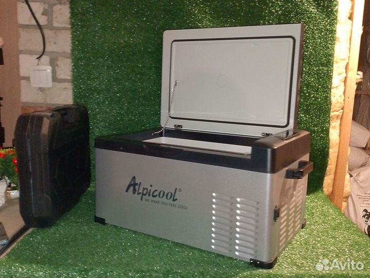 Автохолодильник компрессорный