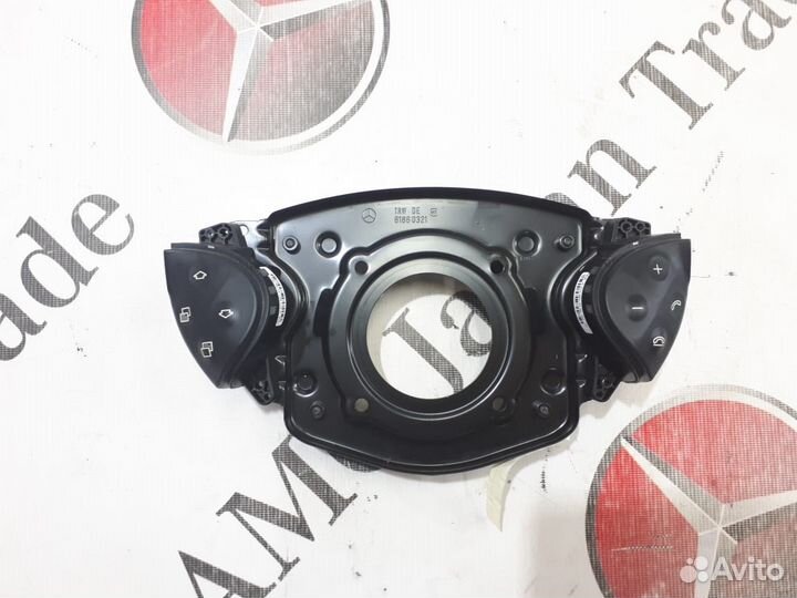 Кнопки в мульти руль на Mercedes-Benz W211