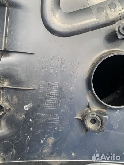 Клапанная крышка от audi а6 с7