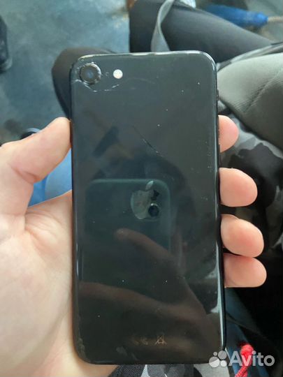 iPhone SE (2020), 64 ГБ