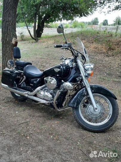 Honda shadow 750