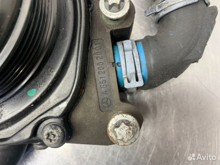 Помпа Mercedes E-Class W212 OM651 2.2 CDI 2012