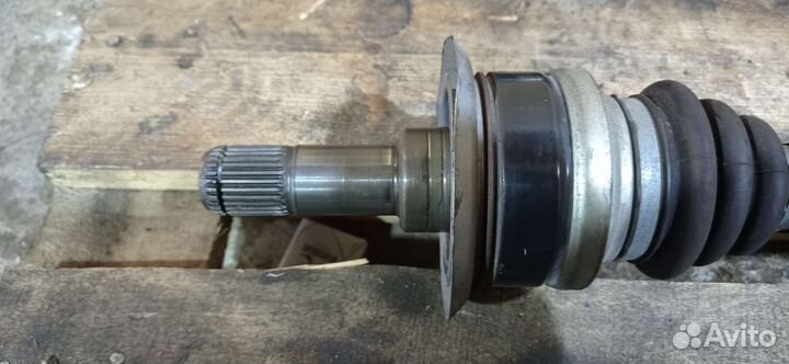 Задние привода левый и правый от BMW F10 N20B20