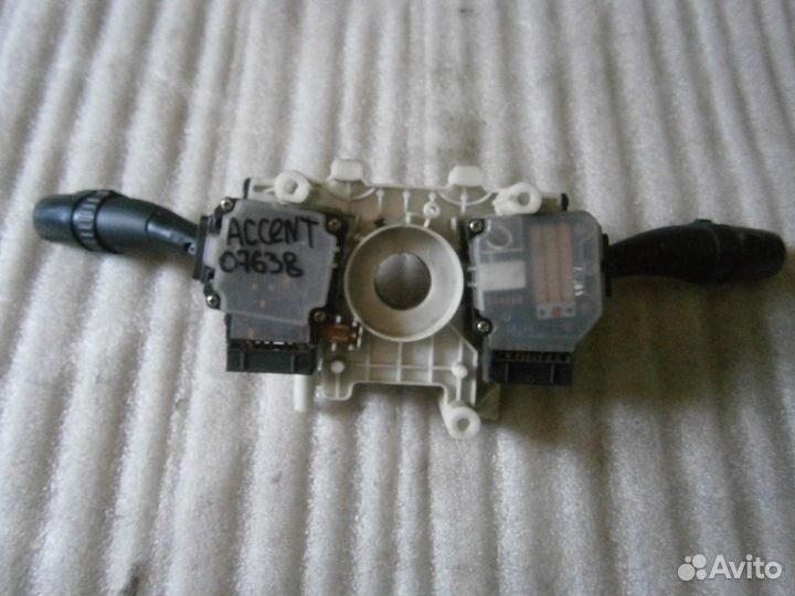 Переключатель подрулевой в сборе Hyundai Accent Хё