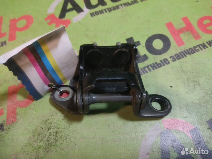 Петли на дверь honda FIT GD1 задняя правая верхняя