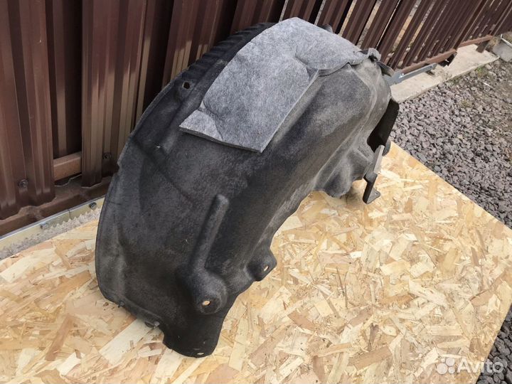 Локер задний правый Mercedes E W213 2016-2021