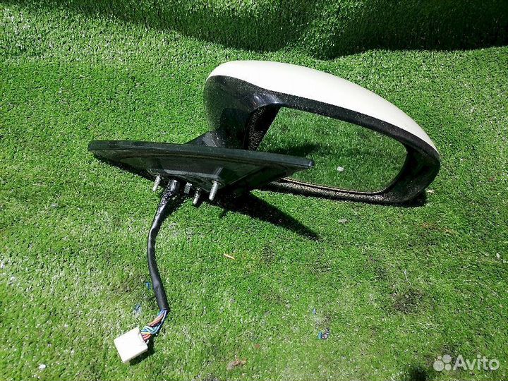 Зеркало заднего вида (боковое) переднее правое Nis