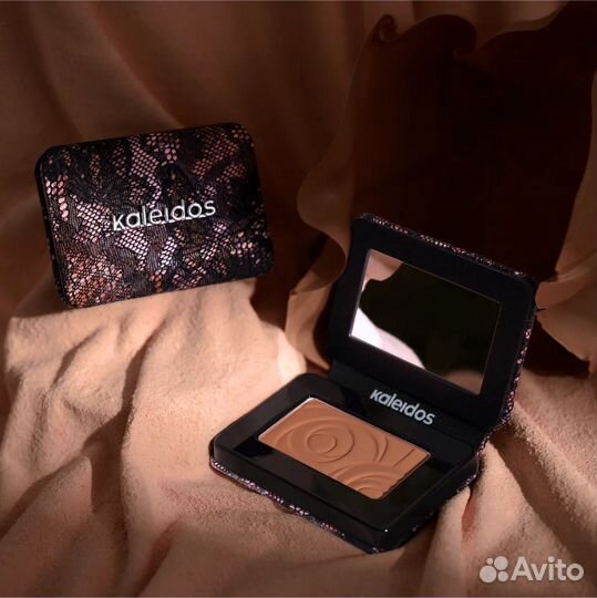 Румяна Kaleidos makeup
