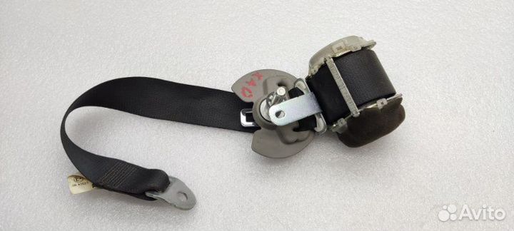 Ремень безопасности задний правый Toyota