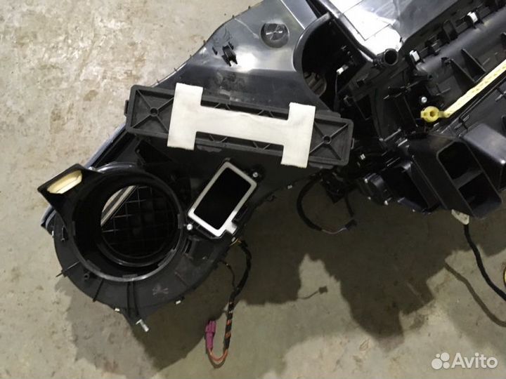 Корпус печки Mercedes-Benz E-Class C207 273966